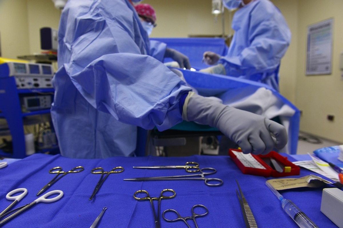 SAÚDE-cirurgia.jpg