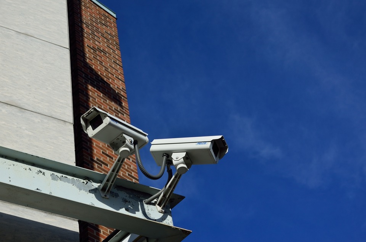 Vítima de furto em condomínio deve ser indenizada por empresa de vigilância